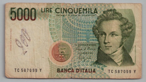 [Resmi Tam Görüntüle]